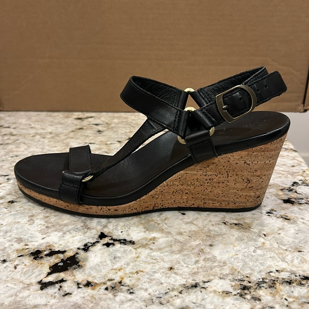 Teva Ysidro Universal Leather Wedge Sandals
